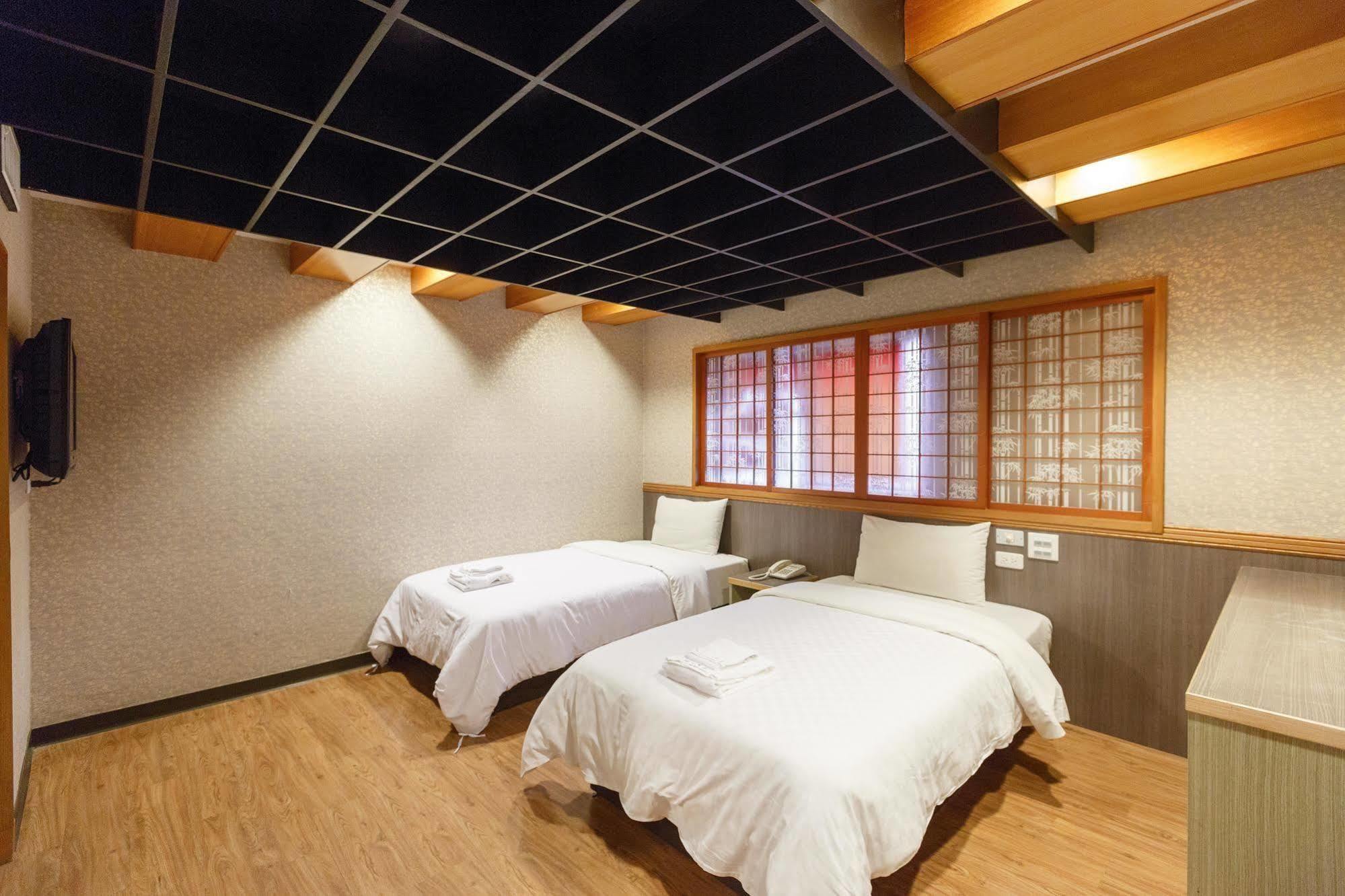 Huahou Hotel Cao Hùng Ngoại thất bức ảnh