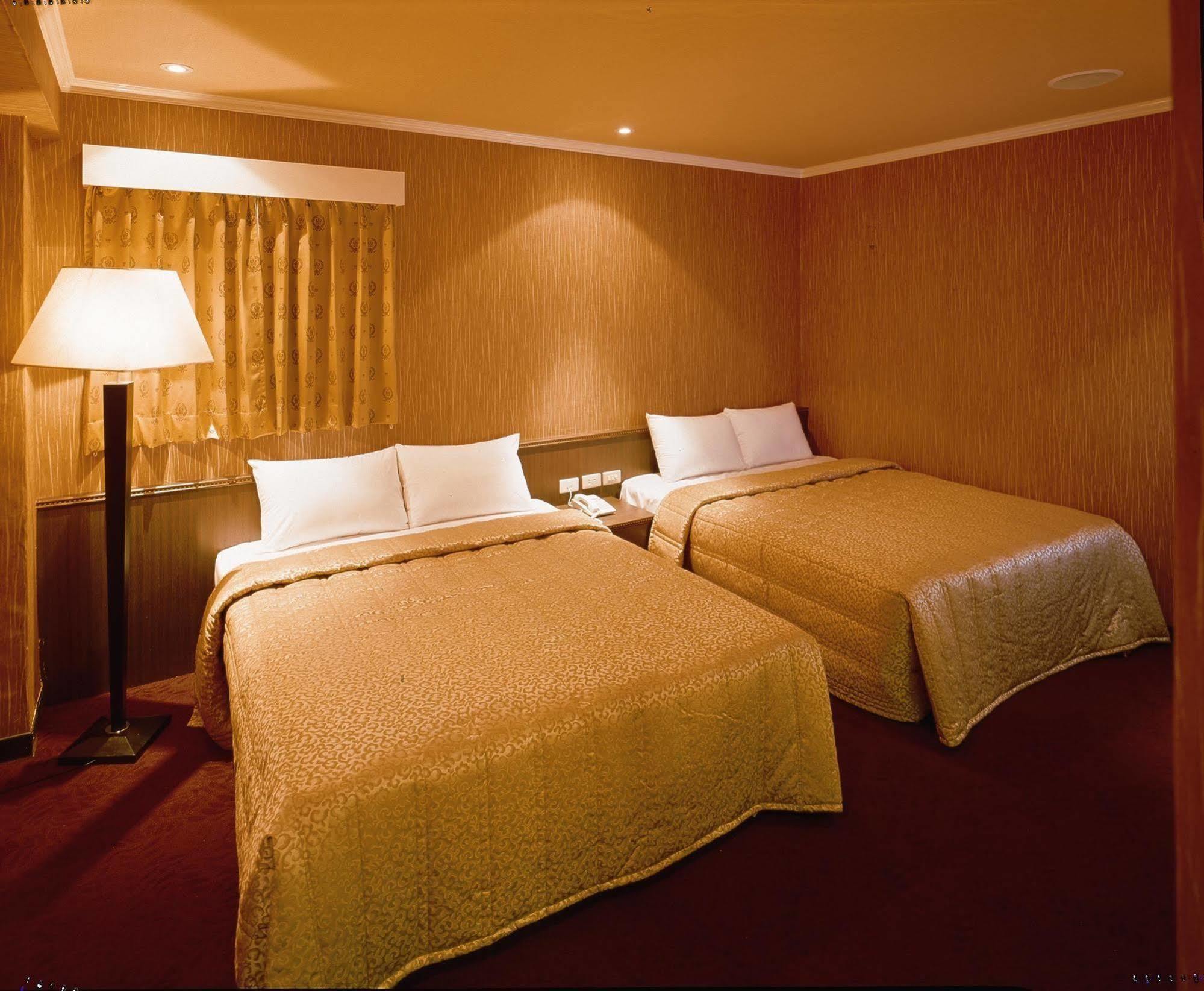 Huahou Hotel Cao Hùng Ngoại thất bức ảnh
