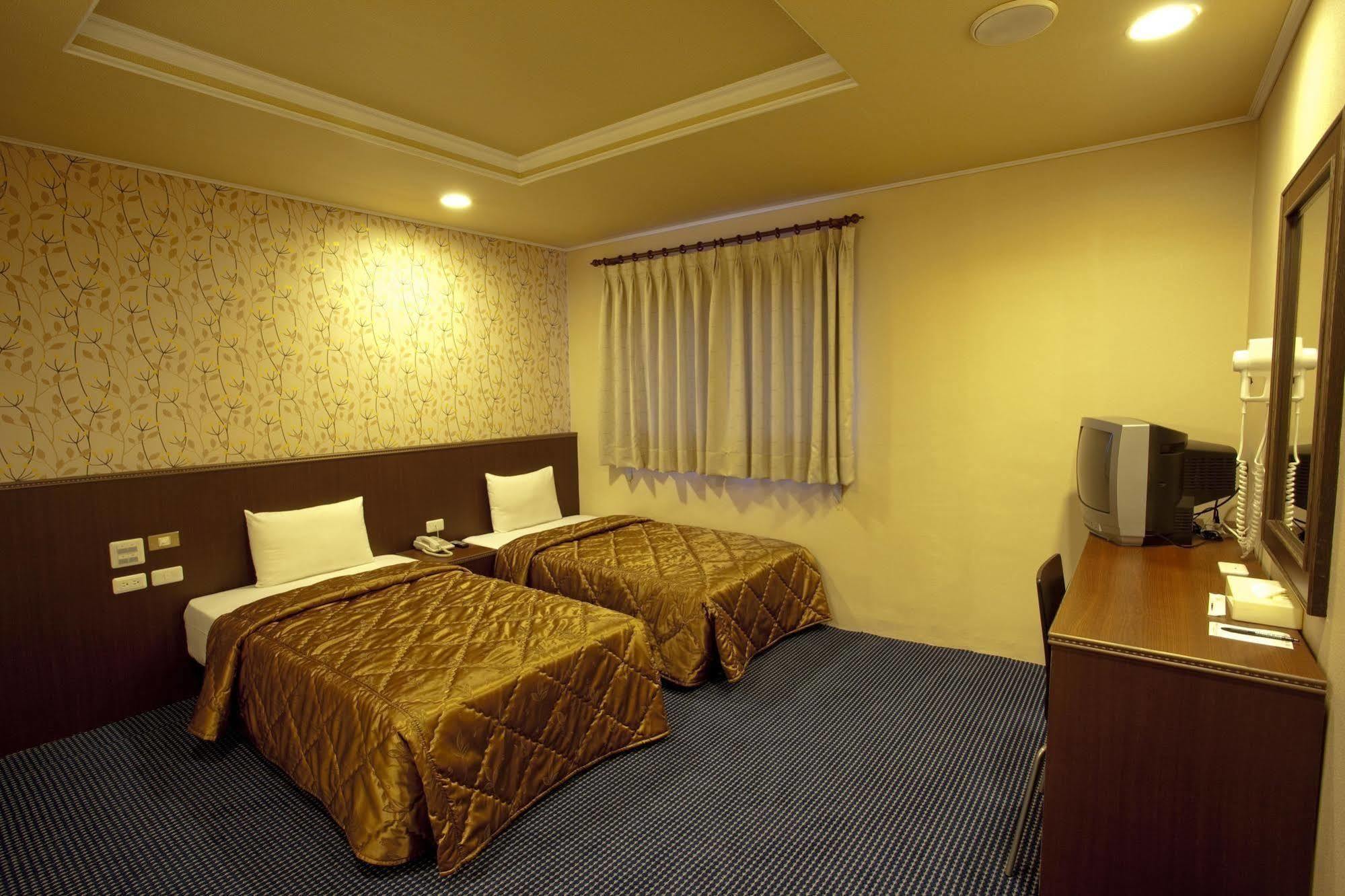 Huahou Hotel Cao Hùng Ngoại thất bức ảnh