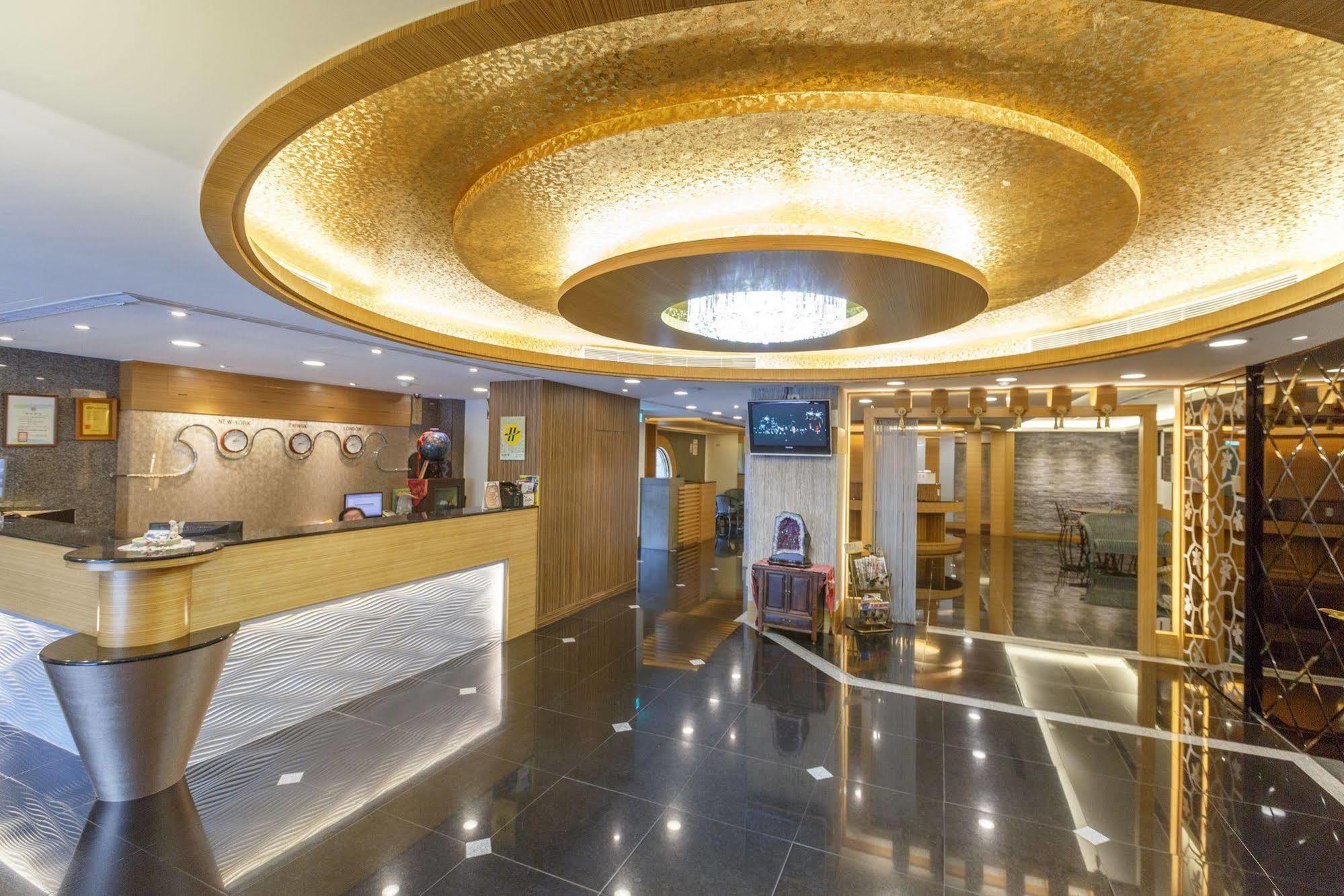 Huahou Hotel Cao Hùng Ngoại thất bức ảnh