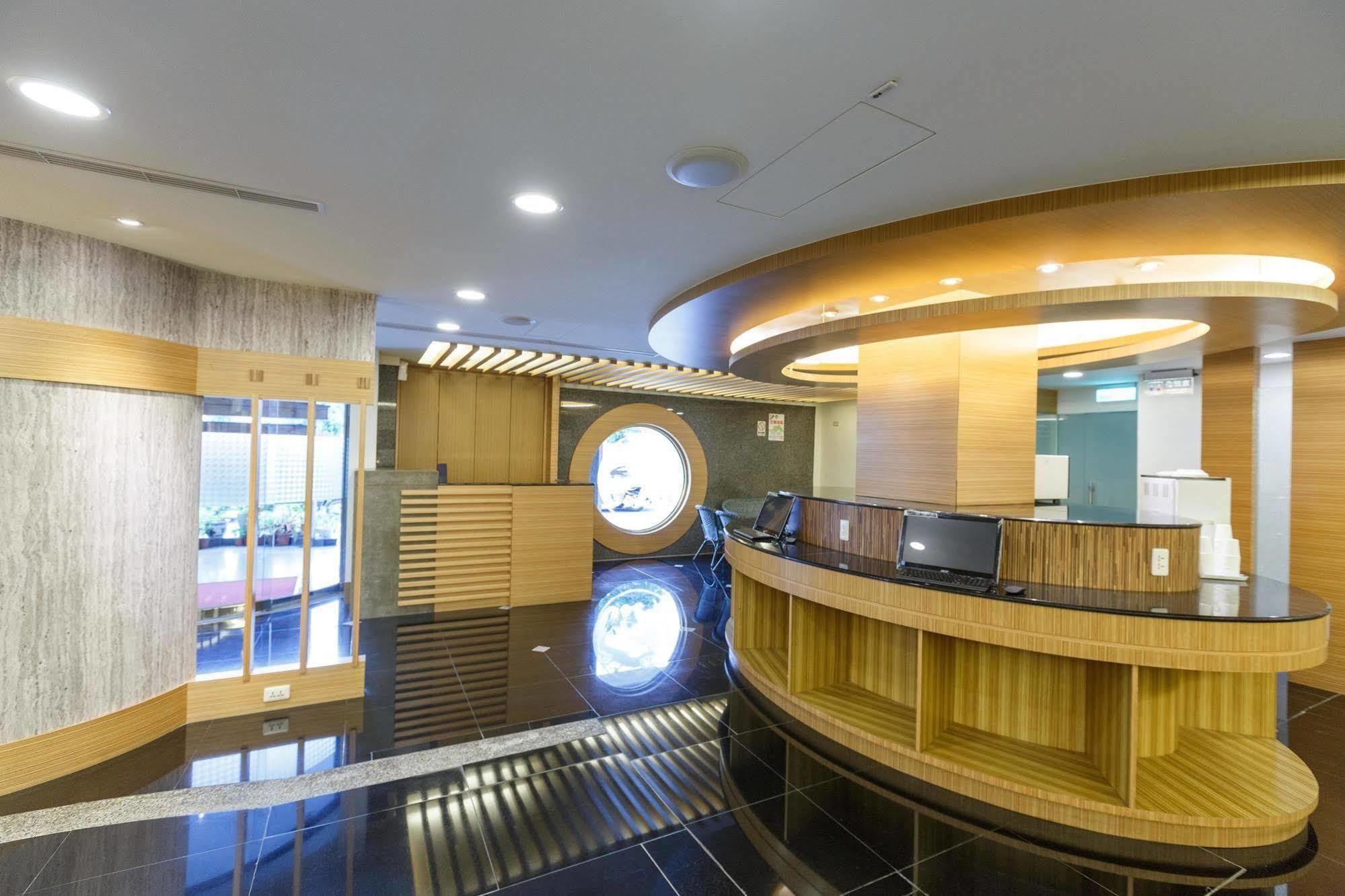 Huahou Hotel Cao Hùng Ngoại thất bức ảnh